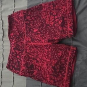 Peloton Women's High Rise Reversable Shorts - L